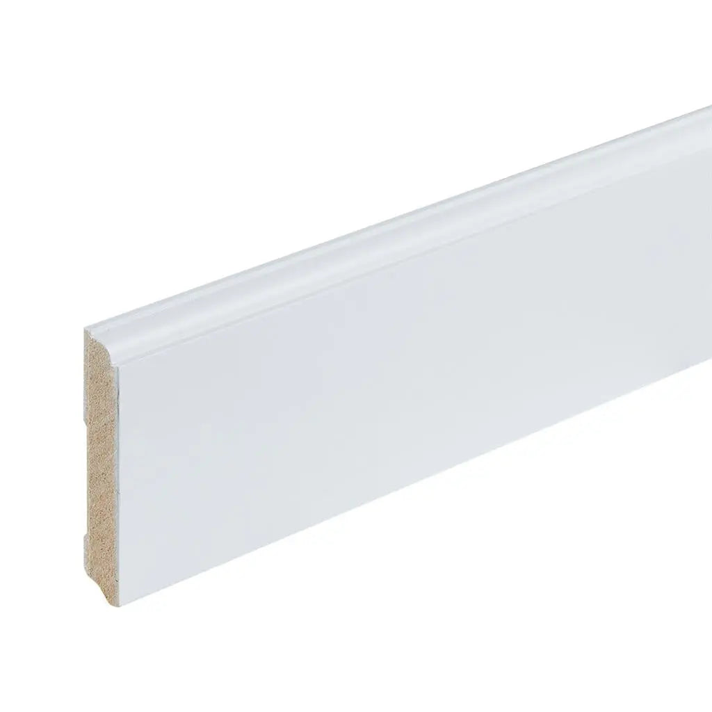 Wit gelakte plint Baroque RAL 9010 90x15x2400 mm