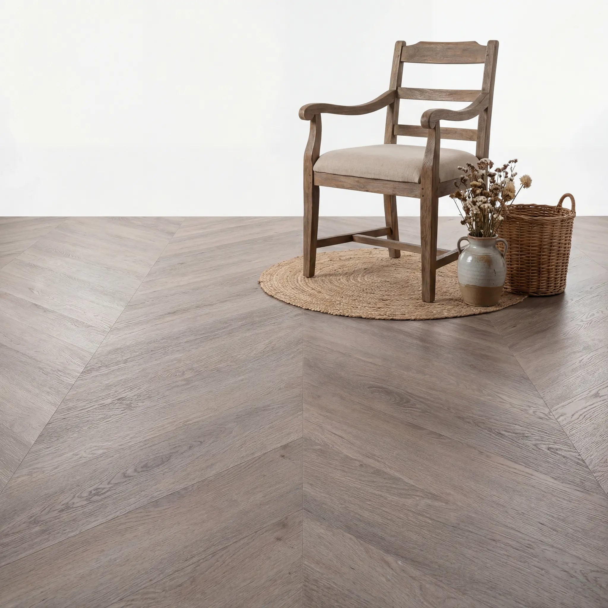 Lux Tenebrae Chevron Smoky Oak Plak PVC yarenza