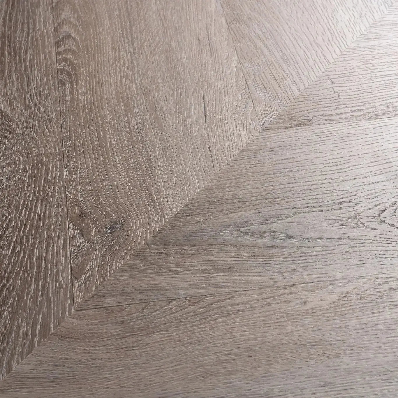 Lux Tenebrae Chevron Smoky Oak Plak PVC yarenza
